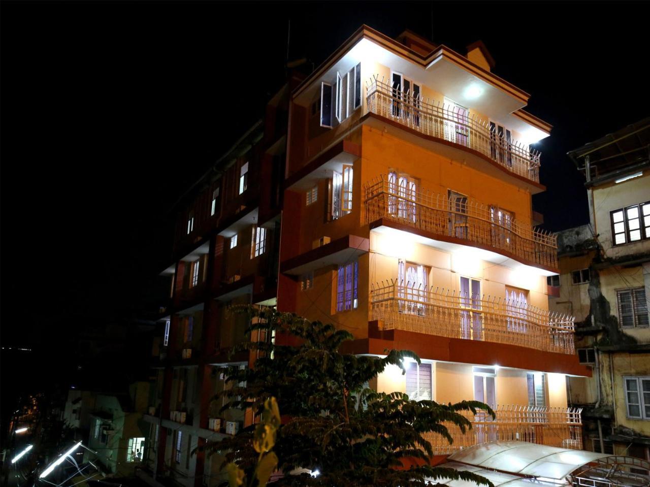 Oyo 9797 Hotel Vbee Plaza Thiruvananthapuram ภายนอก รูปภาพ
