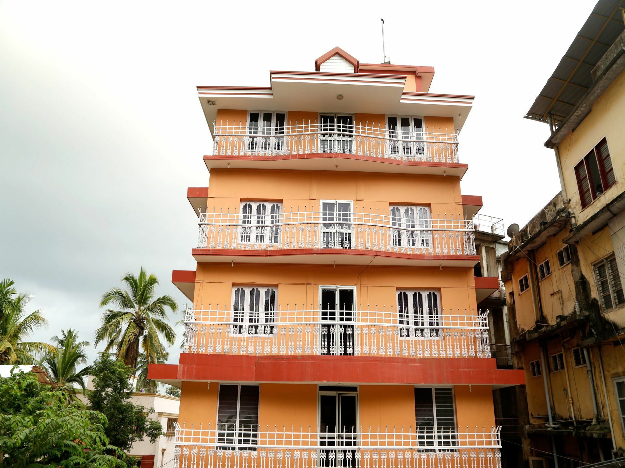 Oyo 9797 Hotel Vbee Plaza Thiruvananthapuram ภายนอก รูปภาพ